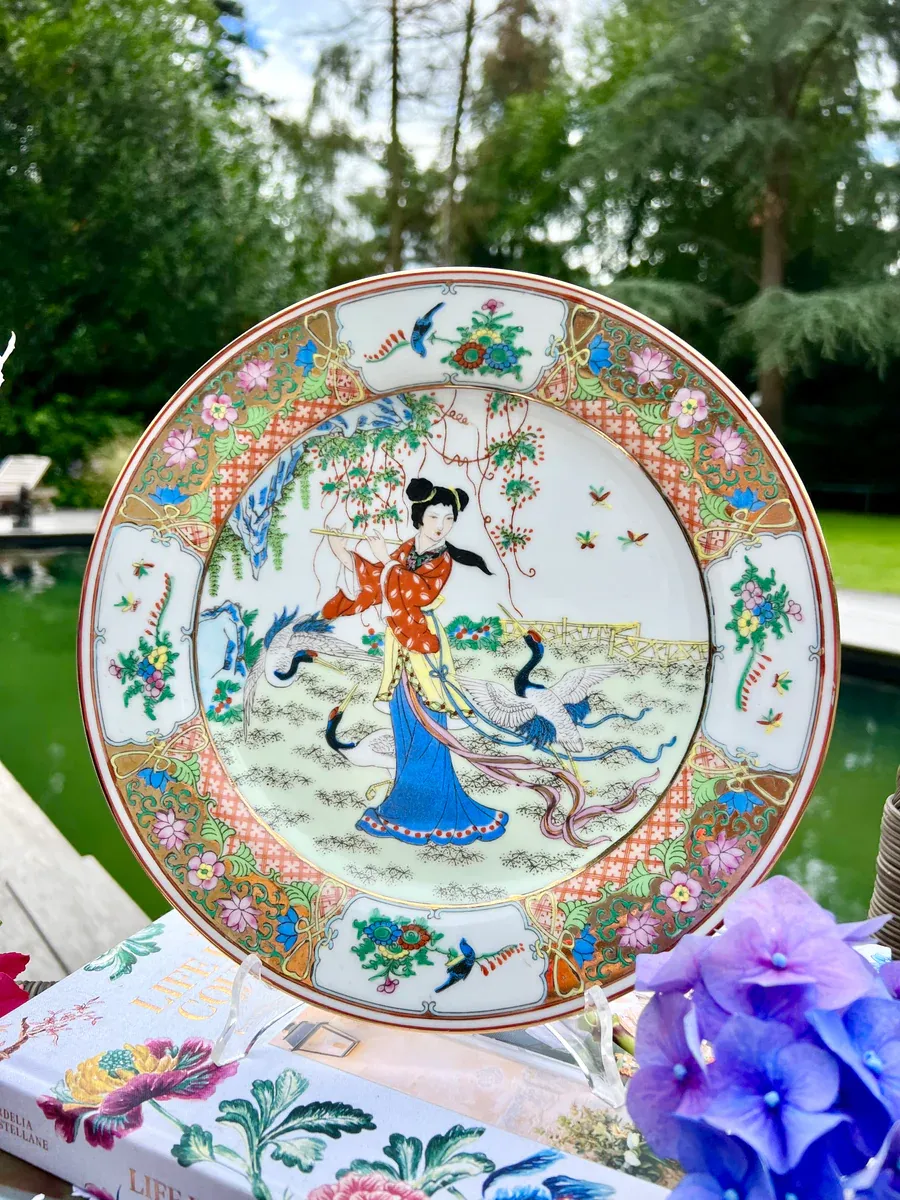 Porcelain Decorative Plates(4 pieces) Hand Painted China - Image 3